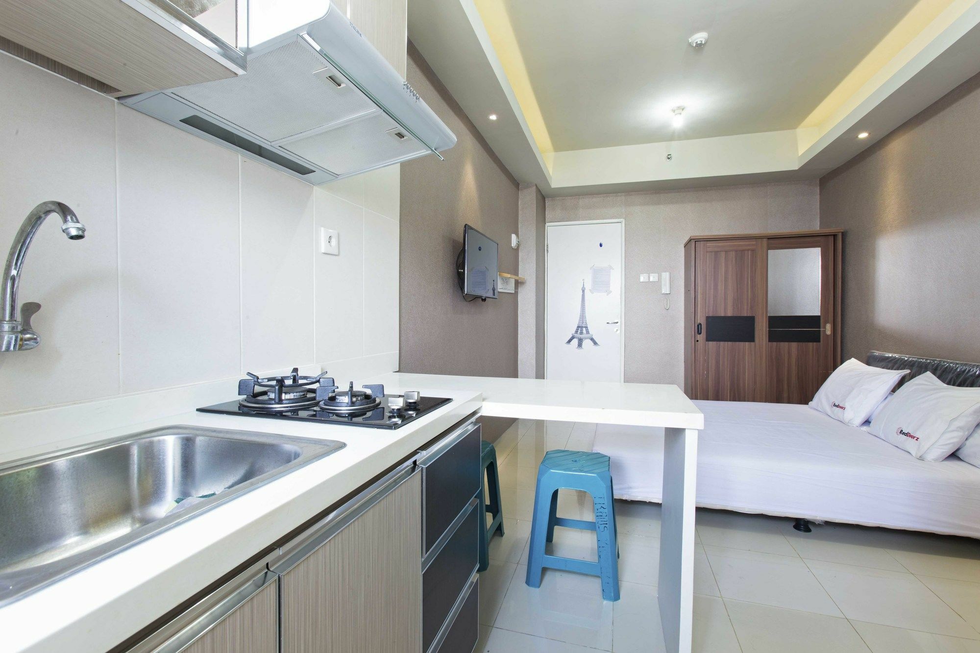 Reddoorz Apartment @ Pegangsaan Kelapa Gading 3 Yakarta Exterior foto